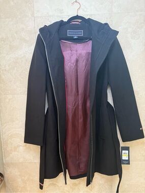 TOMMY HILFIGER Hooded Zip Coat Medium NWT Black Belted Classic